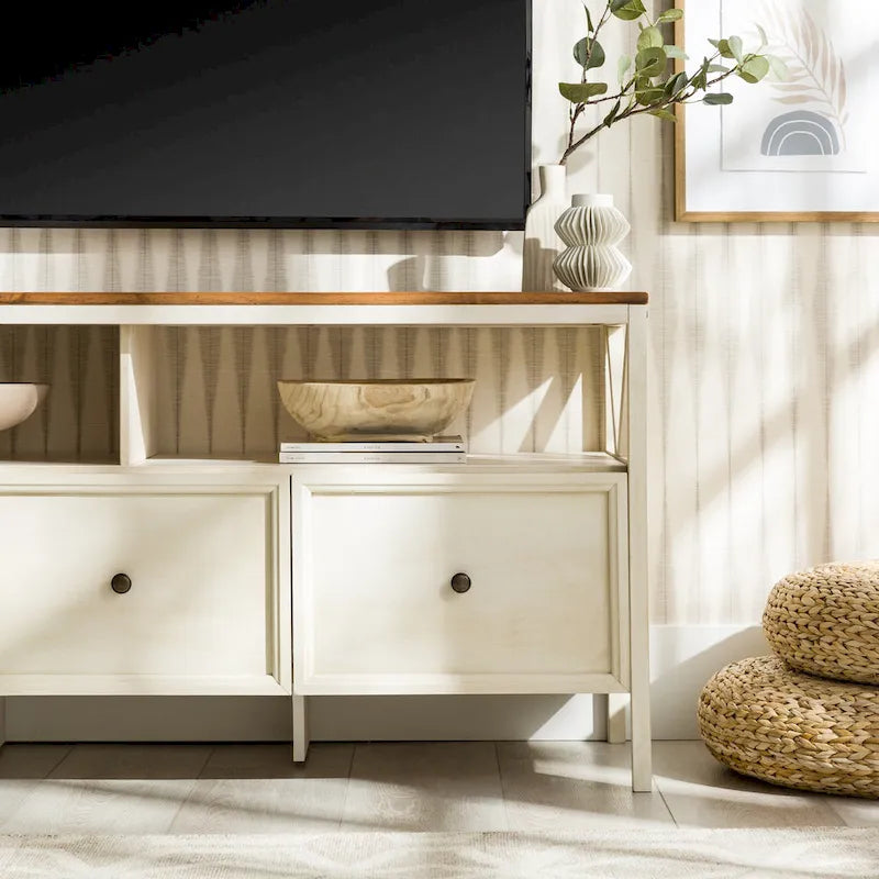 Meuble TV rustique bicolore de 60 po avec 3 tiroirs et compartiments ouverts — Style Ferme