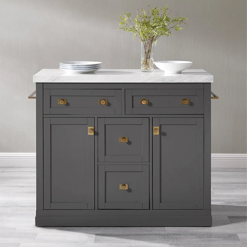 Îlot de cuisine moderne avec plateau en faux marbre, 4 tiroirs et quincaillerie en laiton brossé