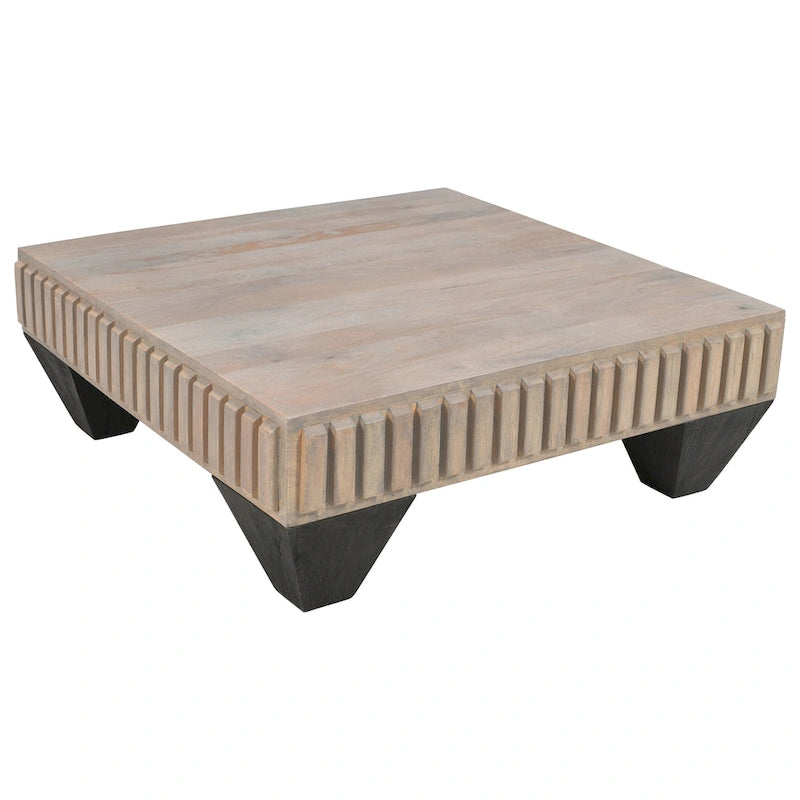 Table basse carrée en bois de manguier fabriquée à la main avec détails sculptés et finition grise sablée
