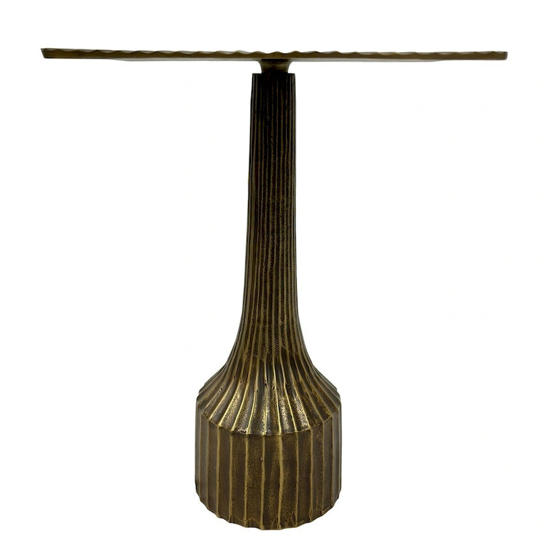 Table d'appoint cannelée en aluminium avec finition laiton antique